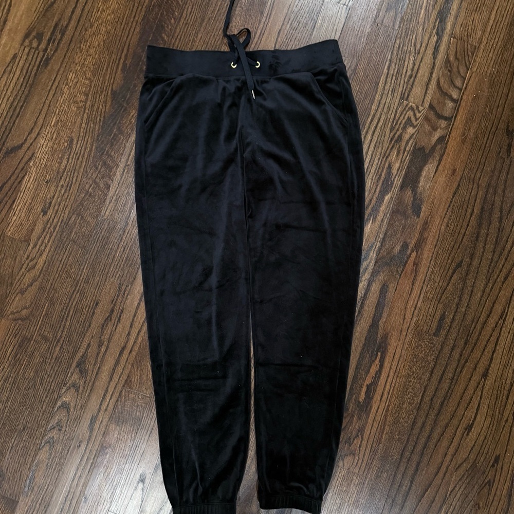 Lilly Pulitzer Black Velvet Everyday Track Set - Picture 7 of 10